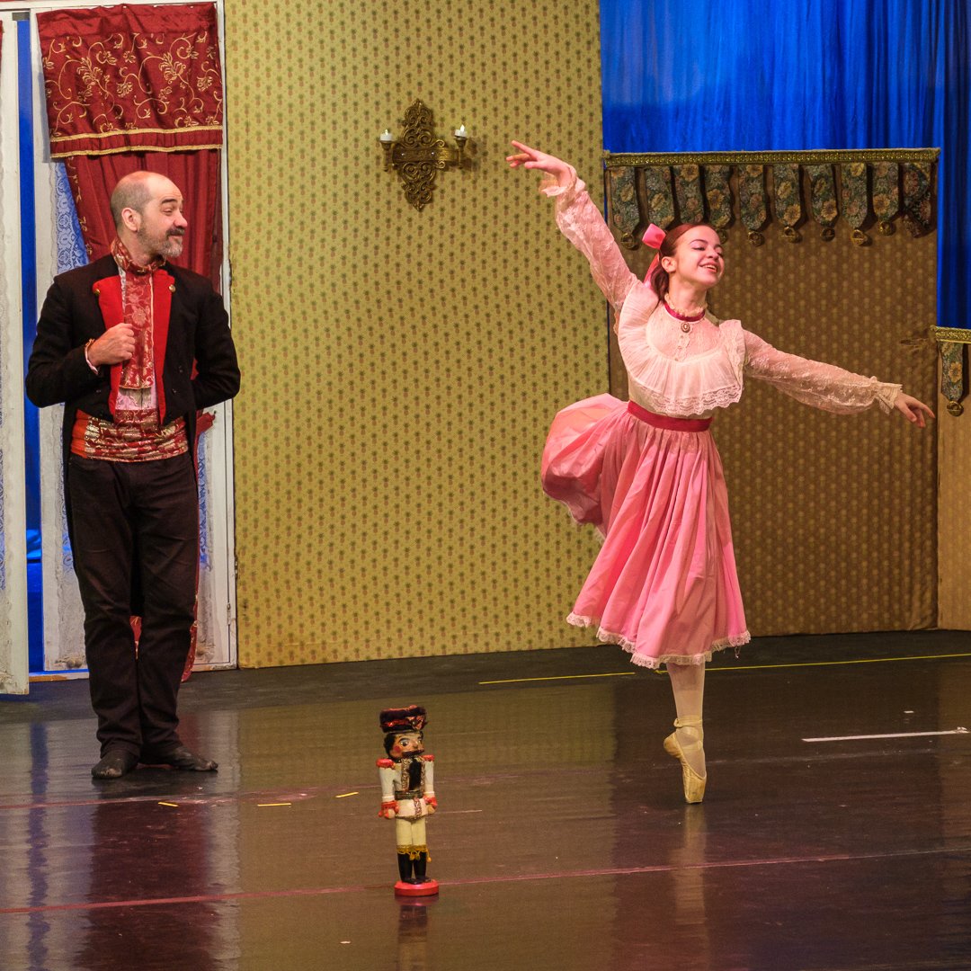 nutcracker211229.jpg