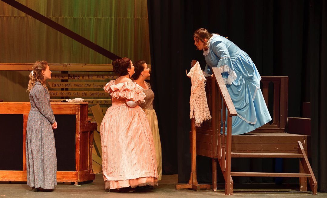 littlewomen_0816_01.jpg