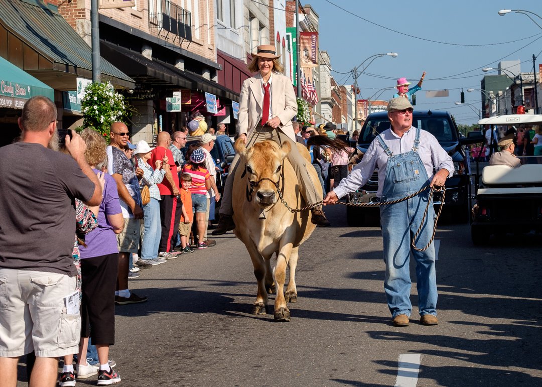 parade17096937.jpg