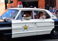 parade_4632_01_small.jpg