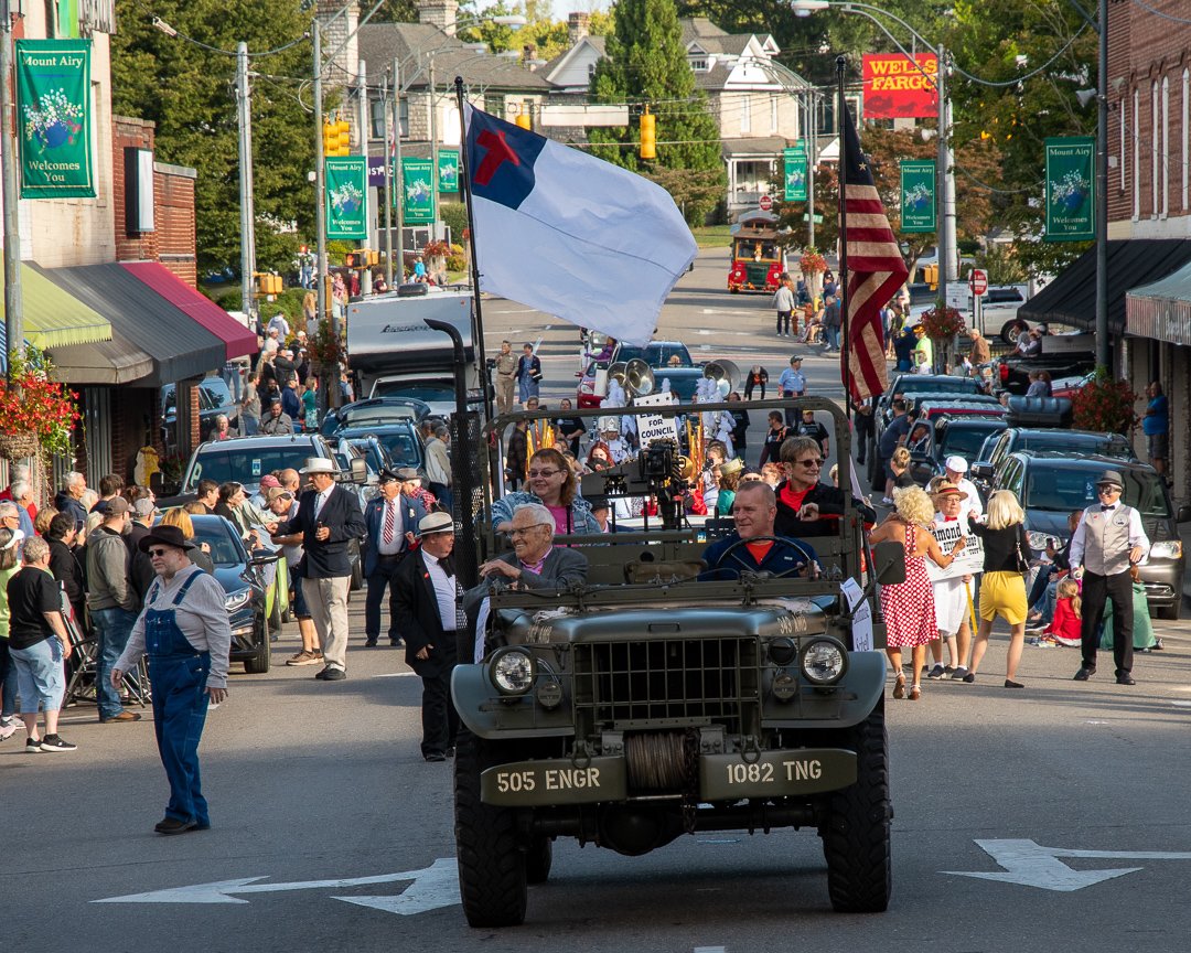 parade_32408.jpg