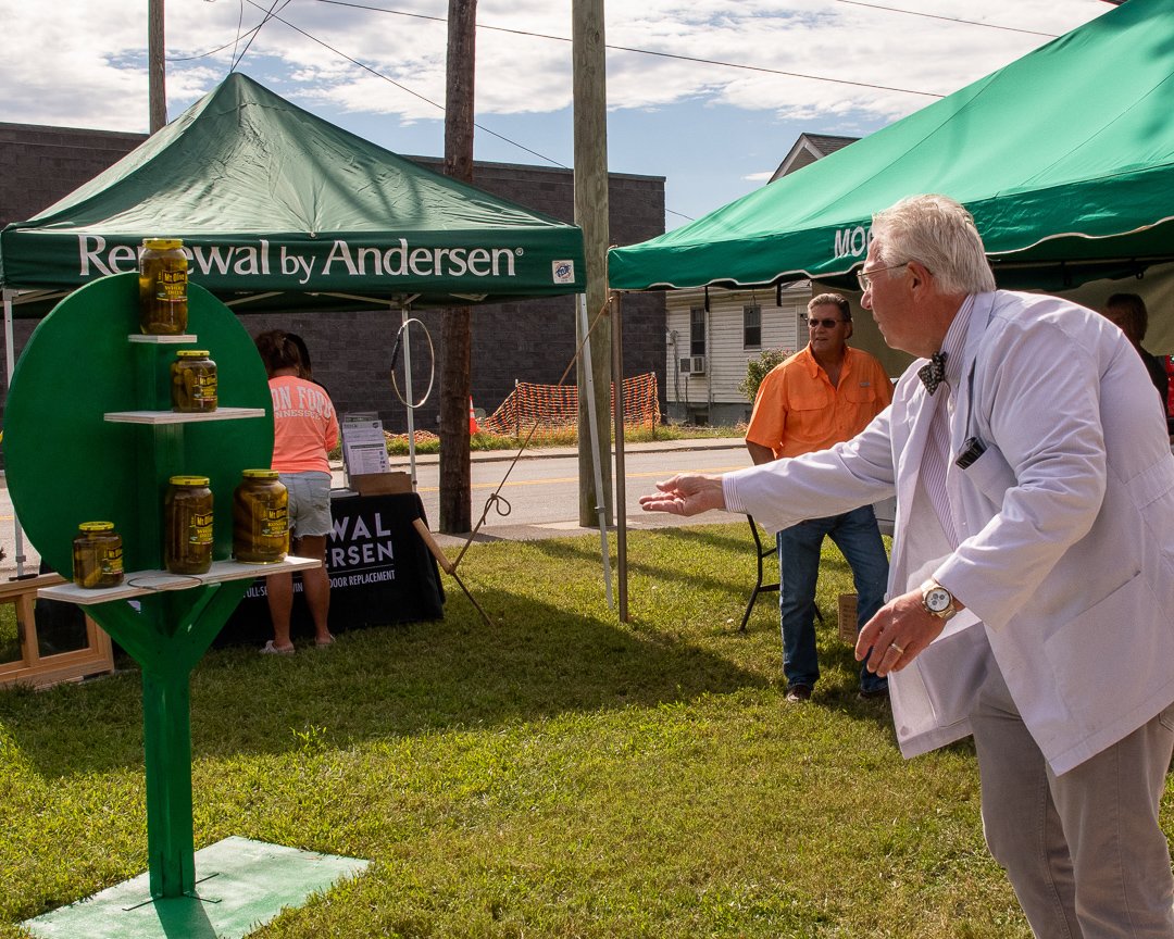 pickletoss_32727.jpg