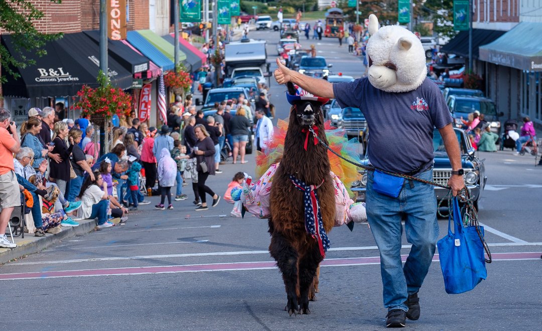 mayberrydaysparade220934.jpg