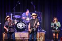 bellamybrothers3397_01_small.jpg