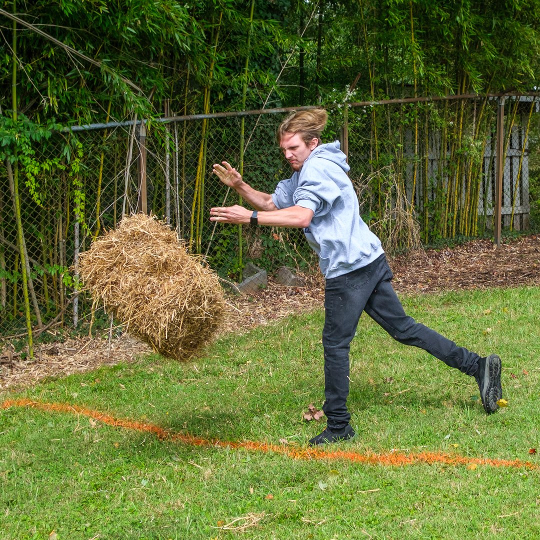 haybaletoss23093515.jpg