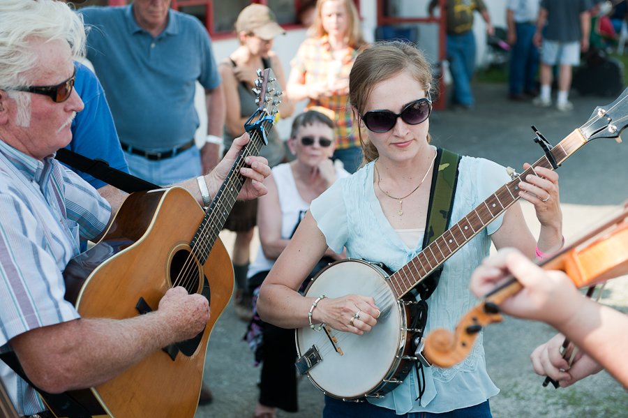 fiddle06110563.jpg