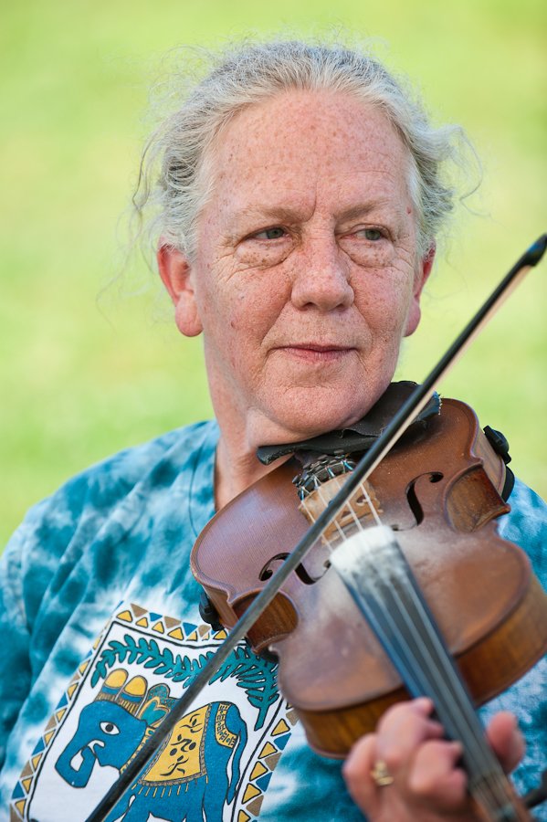 fiddle06119082.jpg