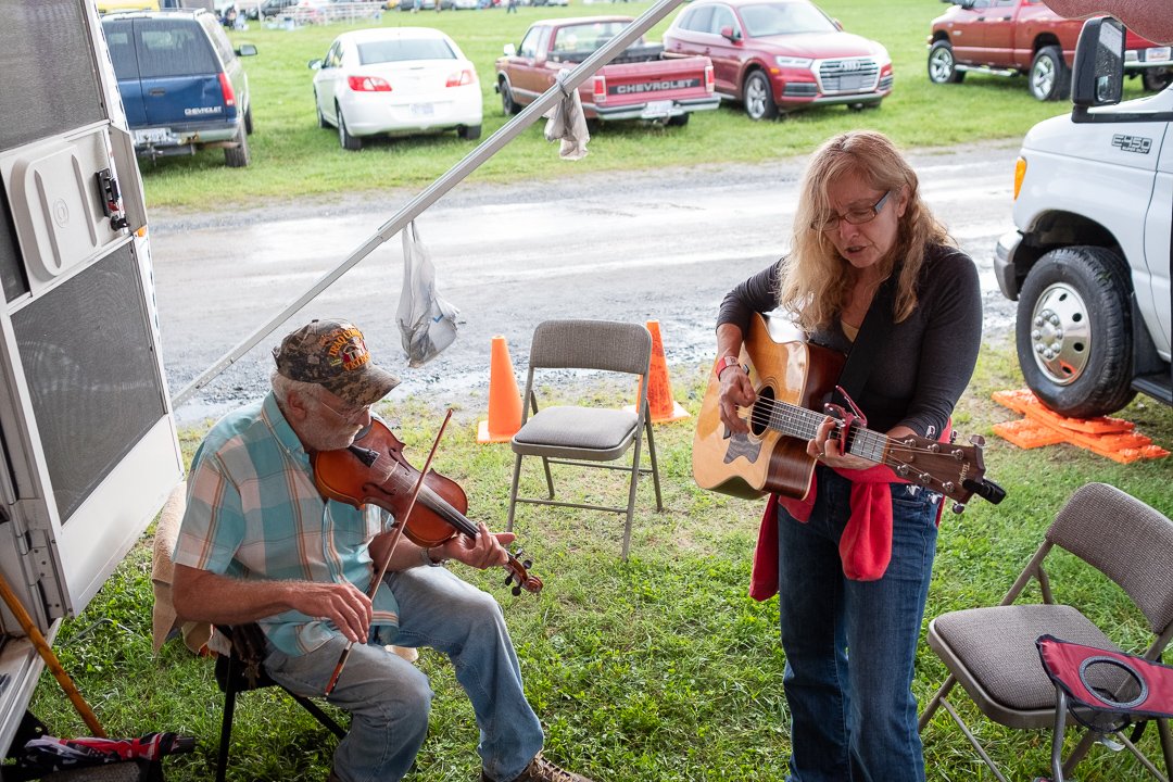 fiddlersconvention18062096.jpg