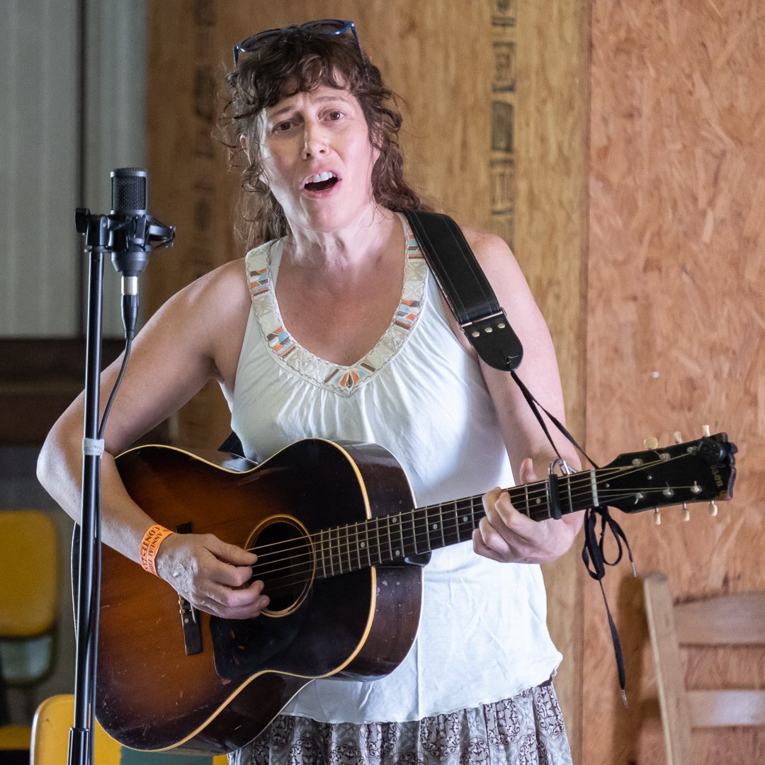 fiddlersconvention18062382.jpg