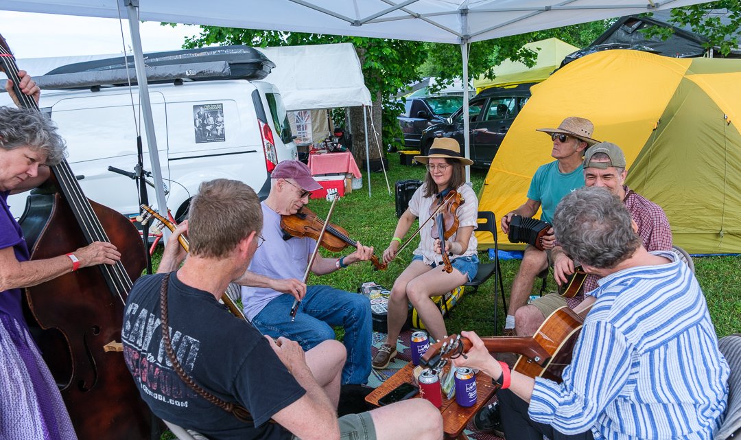 fiddlersconvention250642.jpg