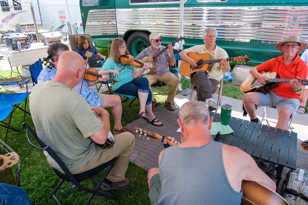 fiddlersconvention250668.jpg