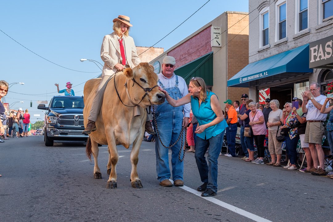 parade17091667.jpg